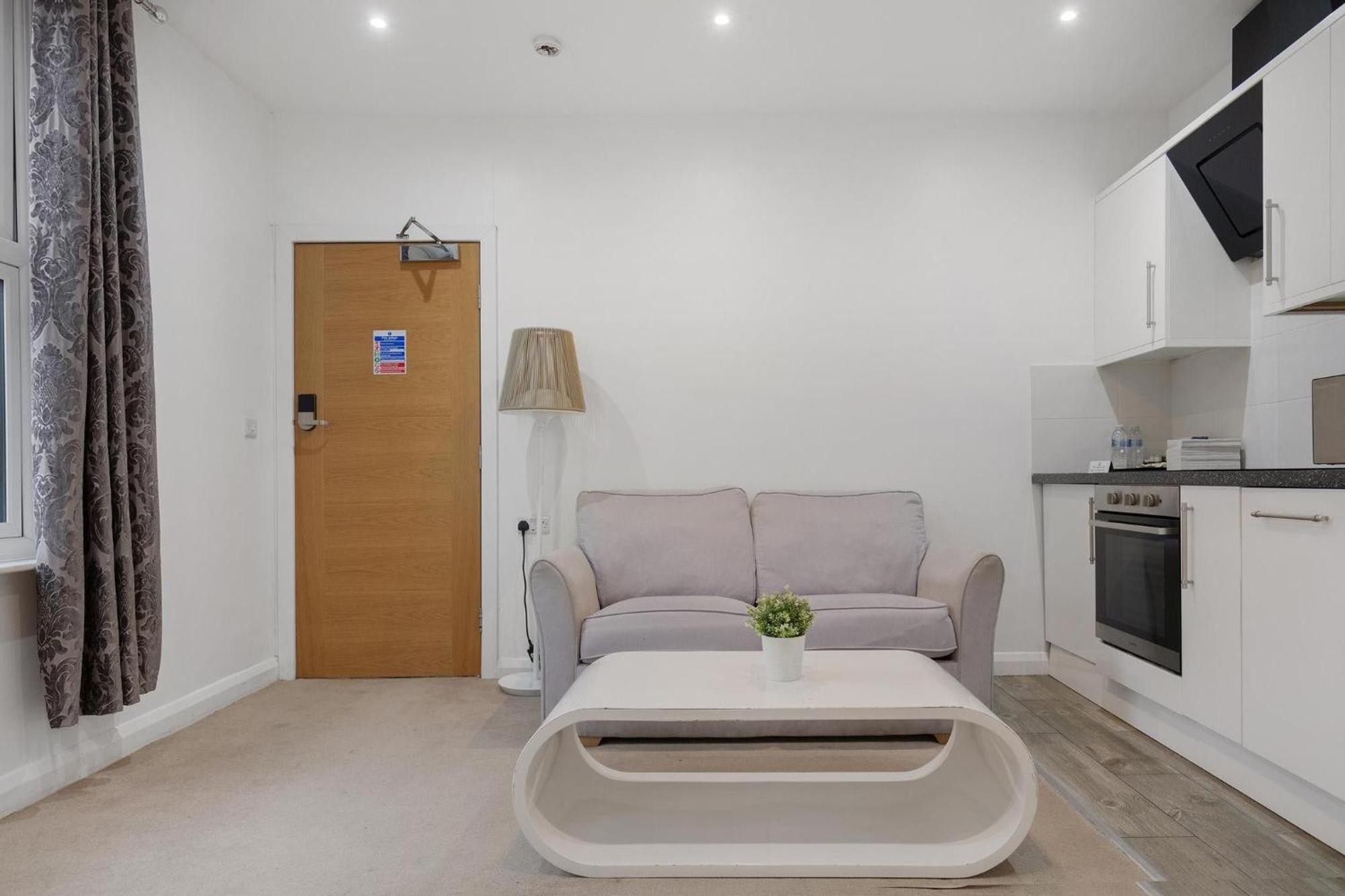 Central And Modern One Bedroom Flat 201 オックスフォード エクステリア 写真