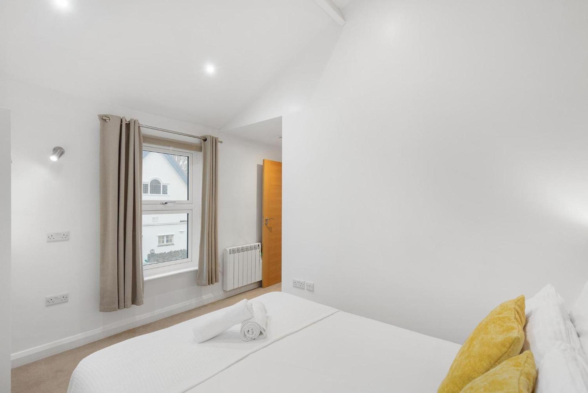 Central And Modern One Bedroom Flat 201 オックスフォード エクステリア 写真
