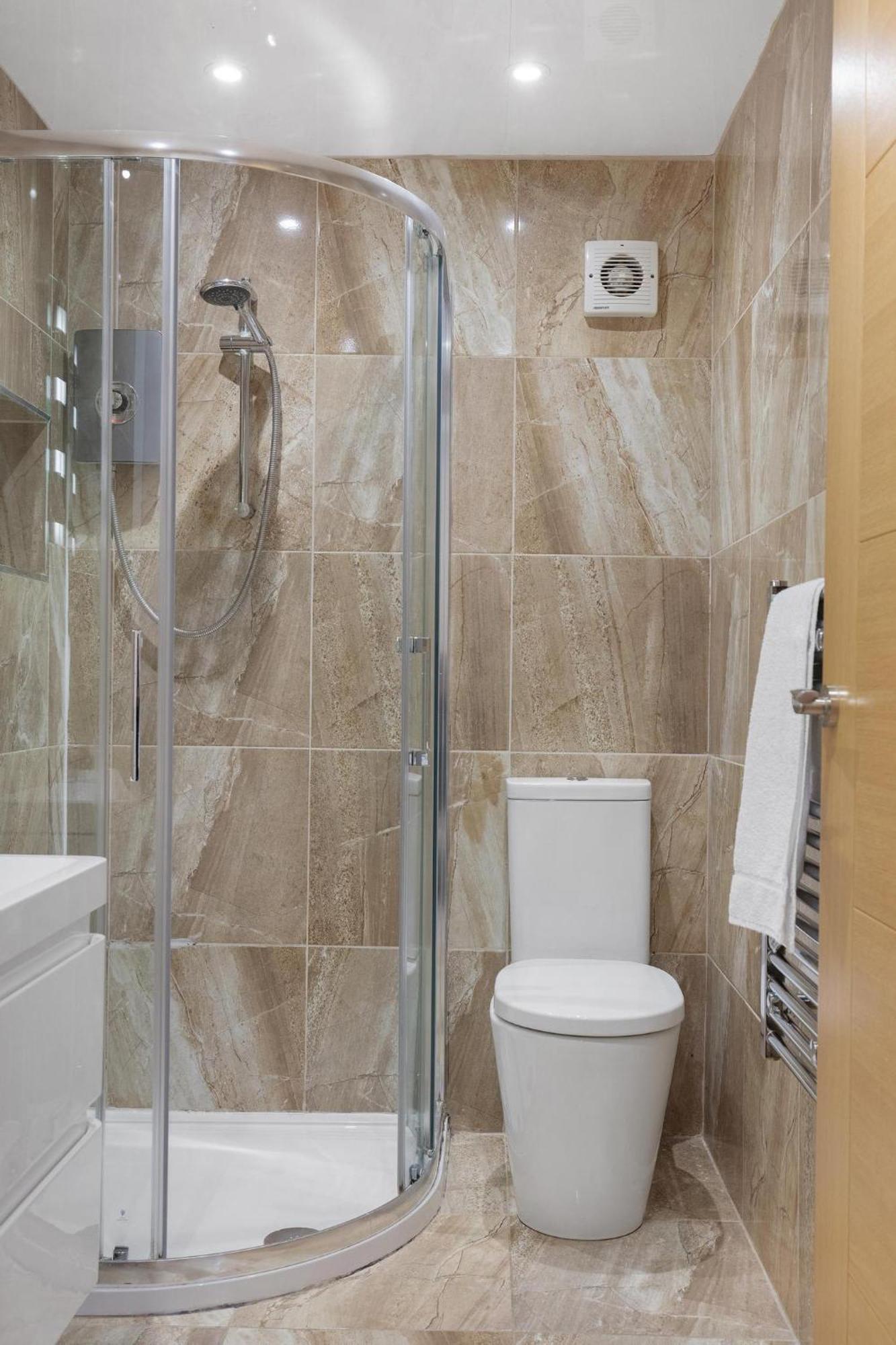 Central And Modern One Bedroom Flat 201 オックスフォード エクステリア 写真